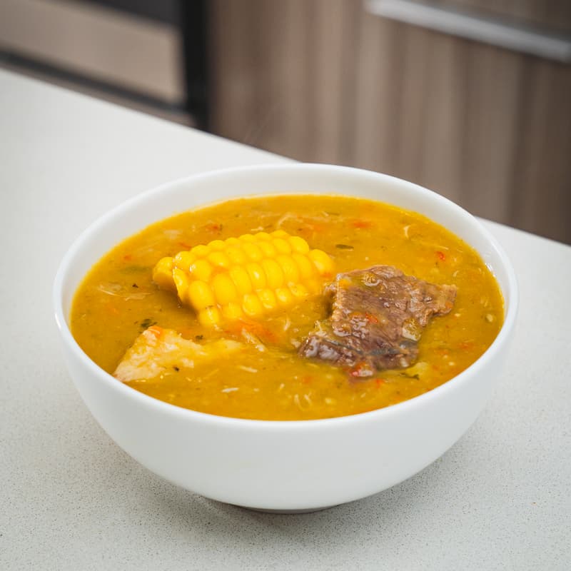 Cruzado de pollo y carne